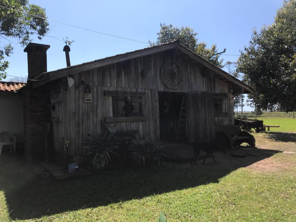 Haras Trevo De Ferro, Praia, Piscina E Campo Torres Eksteriør billede
